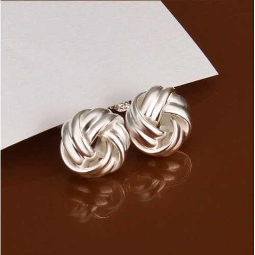 PENDIENTES DISEÑO NUDO PLATA