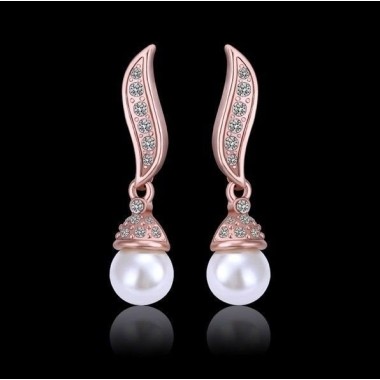 PENDIENTES LARGOS CON PERLA Y ORO ROSA 18 K