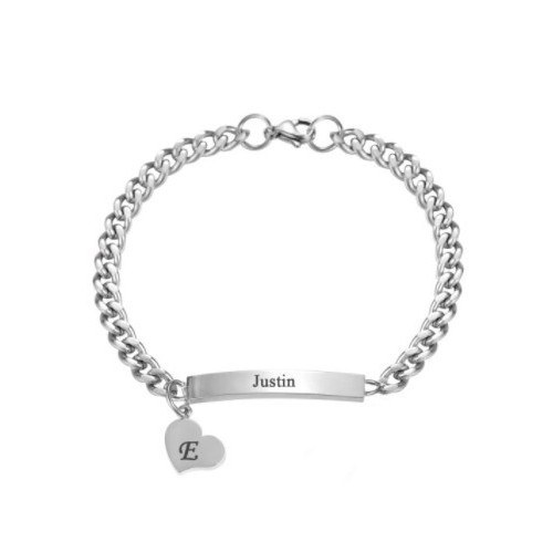 ESCLAVA CON CORAZÓN EN ACERO