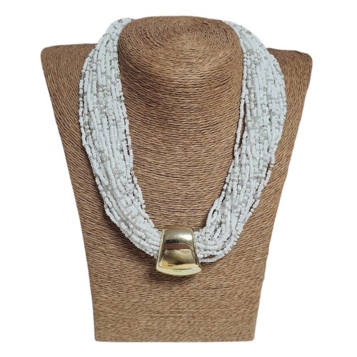 Collar rocalla, ETNIA