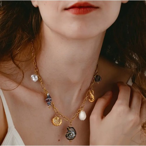 COLLAR MOTIVOS VERANIEGOS ACERO Y ORO